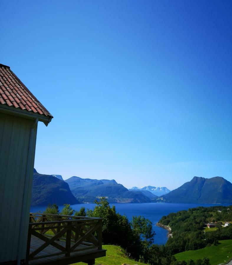 Vila Fjords View Sjøholt Exteriér fotografie